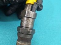 Wtryskiwacz Vw Transporter T4 2.4d 068130202