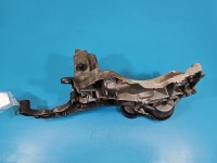 Mocowanie alternatora uchwyt alternatora Peugeot 508 I 9804333180