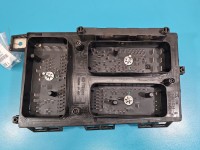 Skrzynka bezpieczników Opel Astra III H 13205783