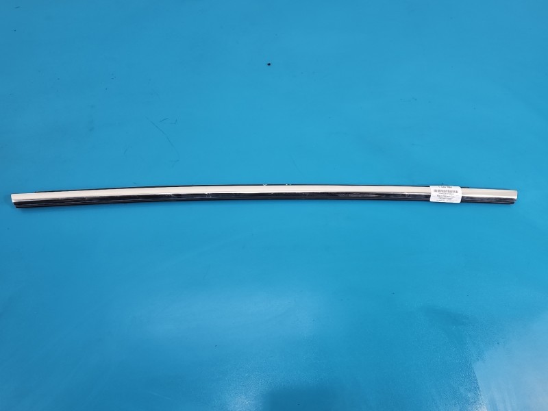 Listwa drzwi tył lewa Maserati Quattroporte VI 13- sedan