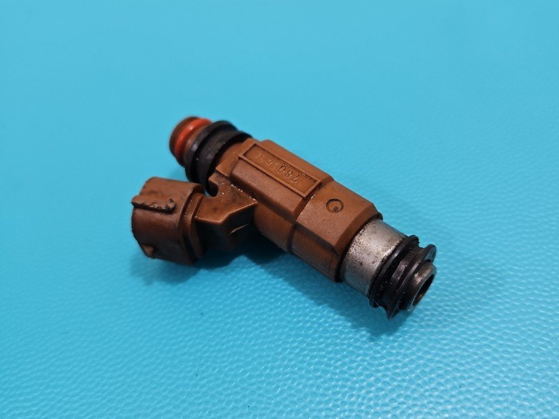 TESTOWANY Wtryskiwacz Mazda 626 780989L 2.0 16V