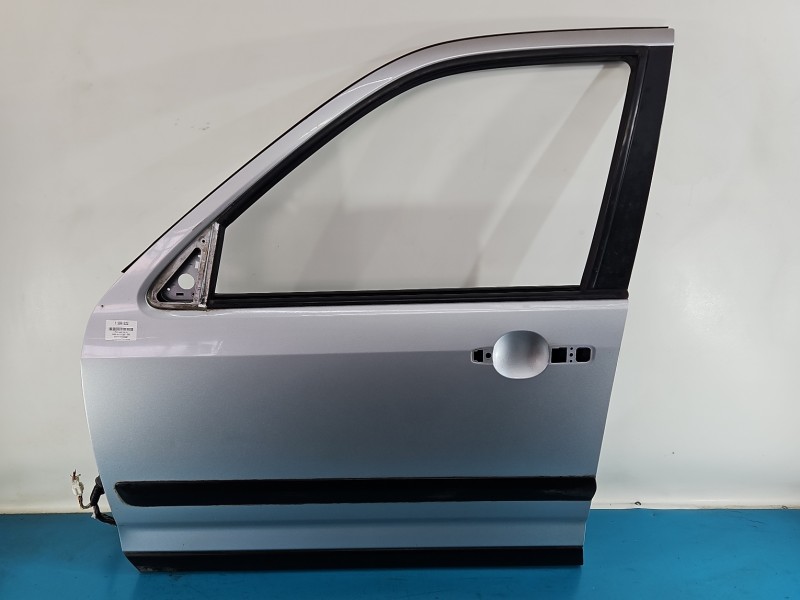 DRZWI PRZÓD LEWE KIEROWCY Honda CR-V II 5d NH623M