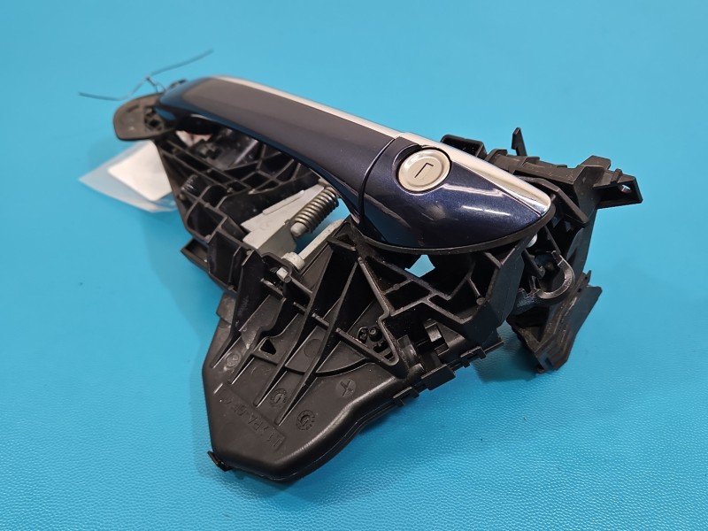 Klamka przód lewa zewnętrzna Mercedes W245 A1697600134