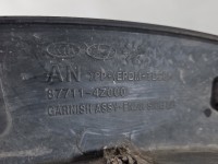 Listwa błotnika przód lewa Hyundai Santa Fe III 12–18 87711-4Z000