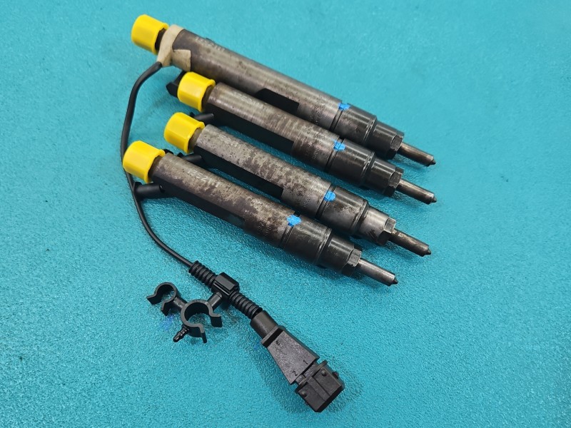 Wtryskiwacz Seat Ibiza II 028130203E, 0432193598 1.9 sdi