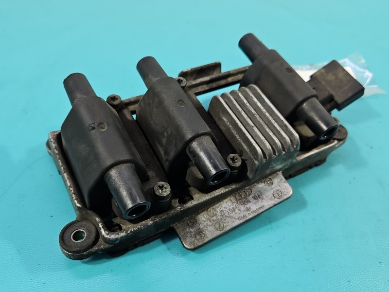 Cewka zapłonowa Audi A6 C5 078905104 2.4 v6 (BDV) Producent części: Audi, Europejska, 5PIN