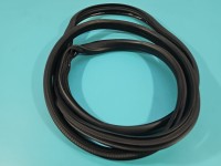 Uszczelka drzwi przód prawa Dacia Duster III 24-