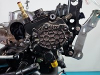 Pompa wtryskowa Citroen C-Crosser 2.2 hdi 0445010139, 9683268980
