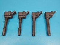 Cewka zapłonowa Audi A4 B9 R 17 02 C 002 00, 06L 905 110 F 2.0 TFSI Producent części: Audi, 2 sztuki. NGK zamiennik, 4el komplet