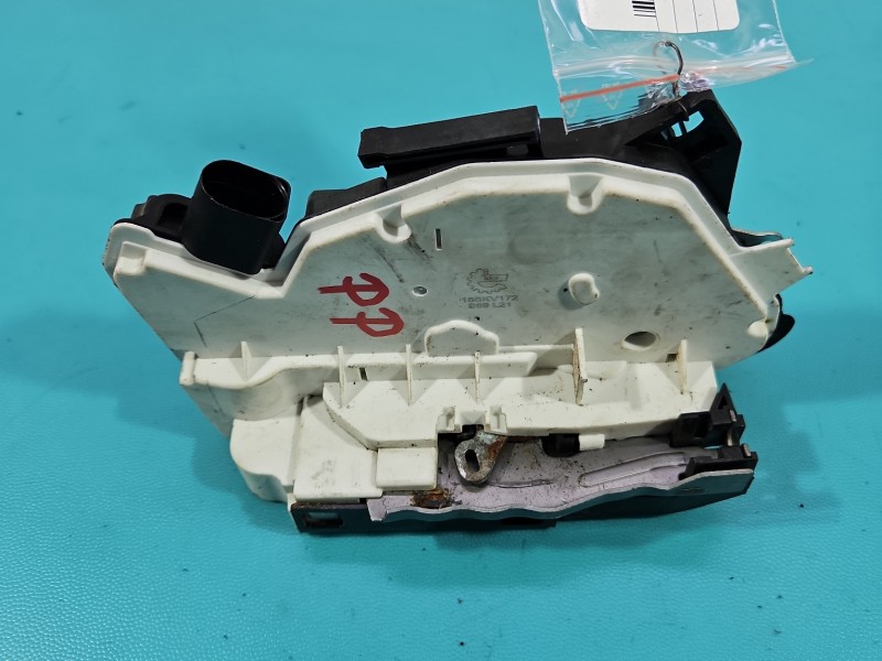 Zamek przód prawy Skoda Citigo 11-19 EUROPA Europejska, 6PIN