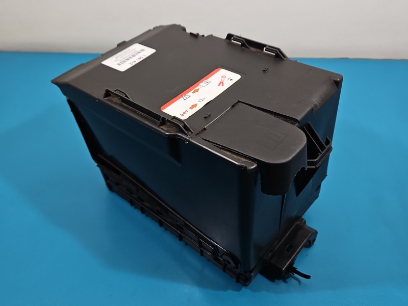 Obudowa akumulatora podstawa Citroen C4 Cactus 14-20 9801801880 1.6 hdi
