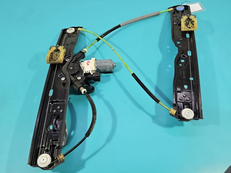 Podnośnik przód lewy SZYBY WINDA 26028420240907, C42087-106 Jaguar F-Pace 16- 6 PIN 5d HB