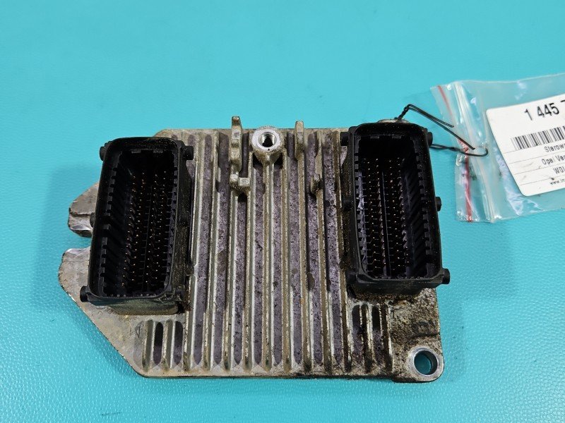 Komputer Sterownik silnika 55352666, 5WK91740 Opel Vectra C 1.8 16V Komputer Sterownik silnika 55352666, 5WK91740 Opel Vectra C 1.8 16V