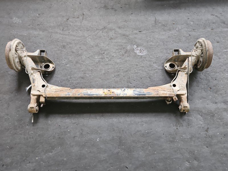 Tylna belka oś tył Seat Arosa 1.0 mpi Tylna belka oś tył Seat Arosa 1.0 mpi