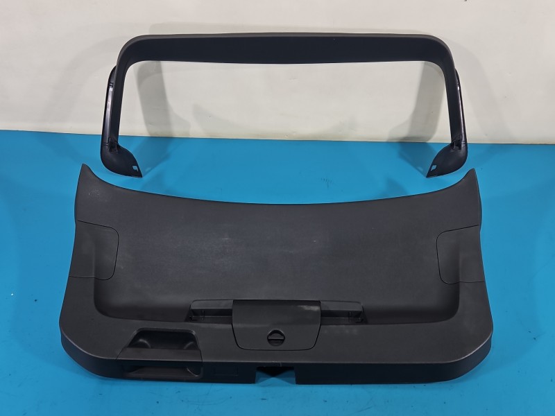 Tapicerka klapy tył boczek bagażnika tylnej Vw Passat B8 3G9867605, 3G9867603