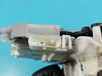 Zamek przód prawy 8X1837016C Audi A4 B9 EUROPA Producent części: Audi, 5pin