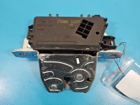 Zamek klapy tył 495058724, 13117285 Opel Astra III H kombi Producent części: OPEL, 3PIN, Brak osłony plastikowej, KOMBI