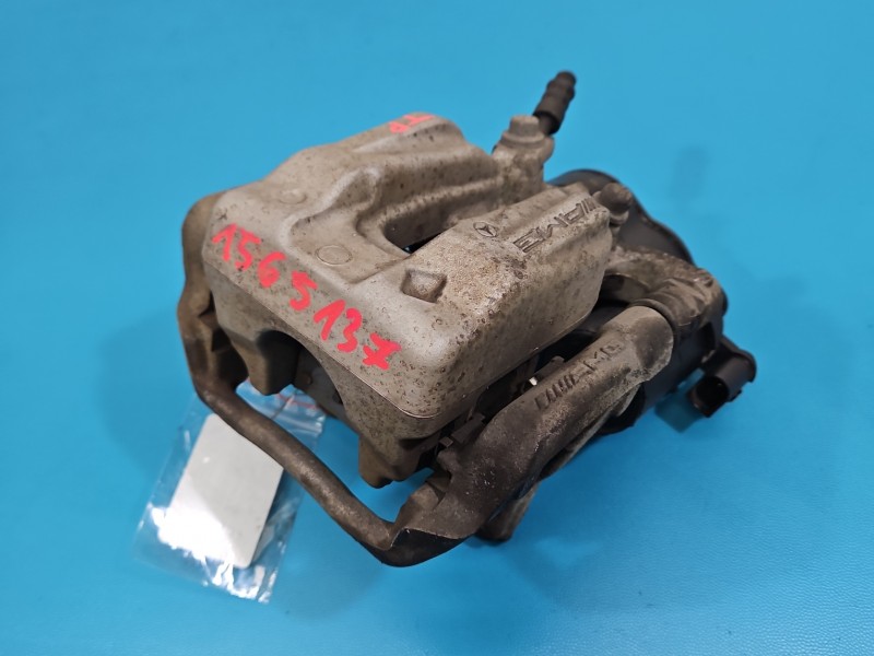 Zacisk tył prawy Mercedes W177 sedan 2.0 T