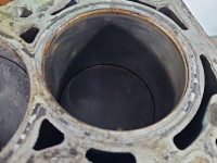 Blok silnika VOLVO V70 III B4204S4 2.0 16V