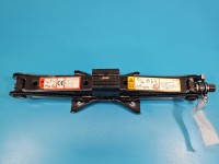 lewarek Podnośnik samochodowy trapezowy Peugeot 2008 I