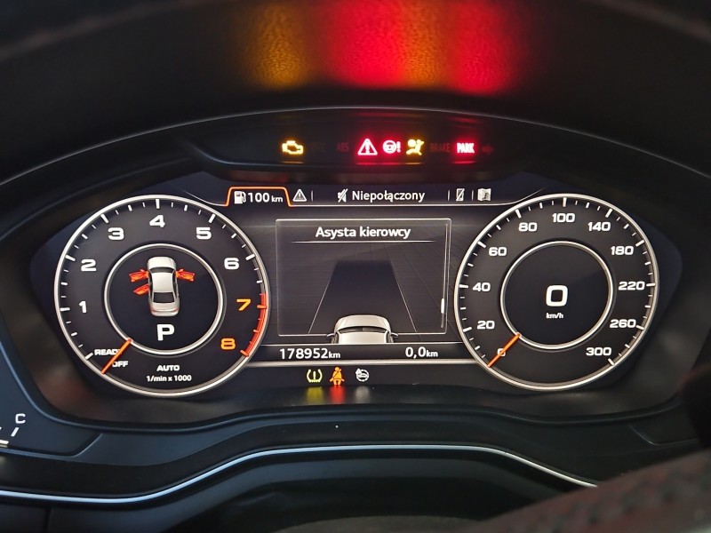 Licznik Audi A4 B9 8W5920890D 2.0 TFSI EUROPA