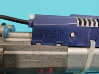 Siłownik klapy prawy teleskop AUDI Q5 08- 8R0827852