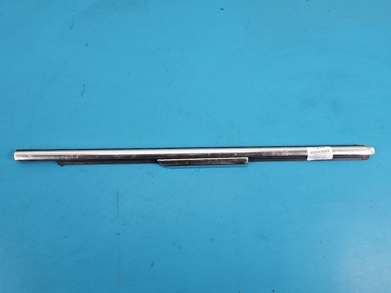 Listwa drzwi przód prawa Maserati Quattroporte VI 13-