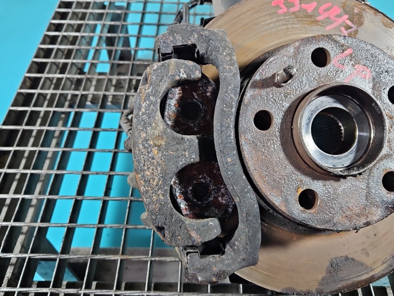 Zacisk przód lewy Fiat Ducato IV 2.3 jtd