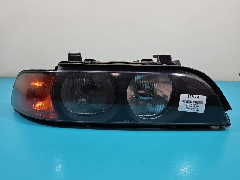 Reflektor prawy lampa przód Bmw e39 EUROPA