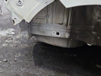 Błotnik tył prawy ćwiartka Skoda Kamiq biały LF9E HB