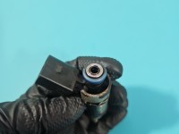 Wtryskiwacz listwa wtryskowa 0261500020, 06F906036A Vw Passat B6 2.0 TSI 200KM