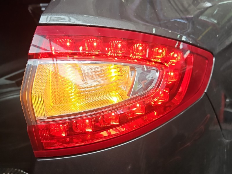 Lampa tył prawa Ford Mondeo Mk5 kombi EUROPA DS73-13404-CH