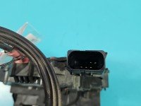 Zamek tył lewy 13431842 Opel Corsa E