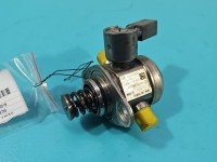 pompka Pompa paliwa BMW X5 F15 3.0 wiel 13517610761, 0261520131