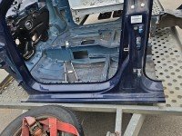 Próg lewy SŁUPEK ŚRODKOWY B Skoda Fabia III HB 5d granatowy LF5A