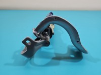 Siłownik klapy prawy teleskop AUDI Q5 8R 08- 8R0827852