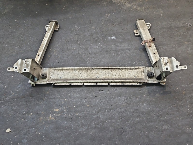 WÓZEK KOŁYSKA TRAWERS Sanki Belka silnika Renault Laguna III 2.0 16V (M4R704)