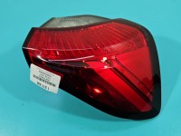 Lampa tył lewa Producent części: FIAT, W BŁOTNIK / KOMBI - HATCHBACK / Z LISTWĄ ŻARÓWKOWĄ Fiat Tipo II 15- HB