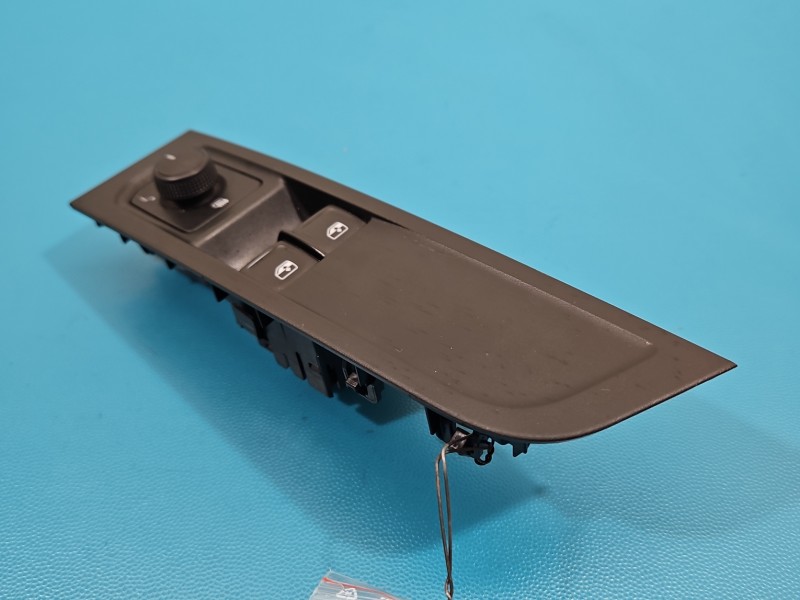 Przełącznik szyb Skoda Scala 2019- 5G0959858D EU