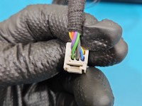 Siłownik klapy lewy teleskop Peugeot 3008 II 9830770280