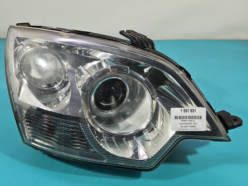 Reflektor prawy lampa przód Opel Antara EUROPA