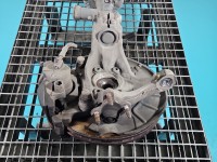 Zwrotnica prawa piasta przód 2.0 TSI Vw Passat B7