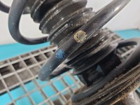 Sprężyna przód przednia Toyota Auris II 1.8 16V