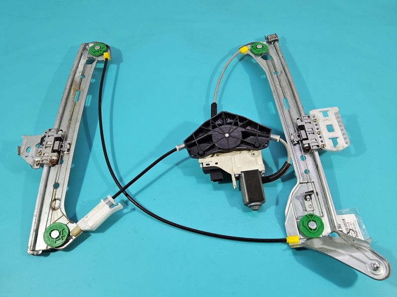 Podnośnik przód lewy SZYBY WINDA Audi A5 8T Popękane plastikowe mocowanie 6 PIN 2d