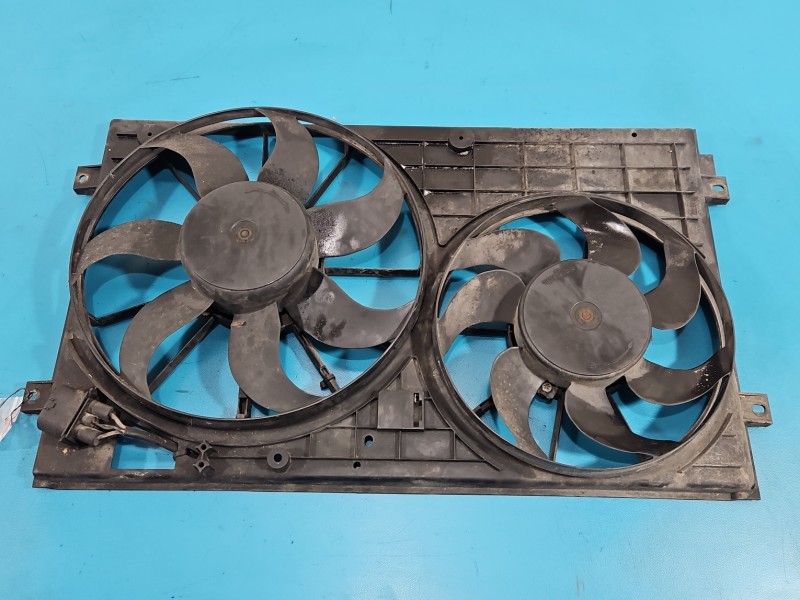 Wentylatory Wentylator chłodnicy Vw Touran I 1K0121207J 1.9 tdi