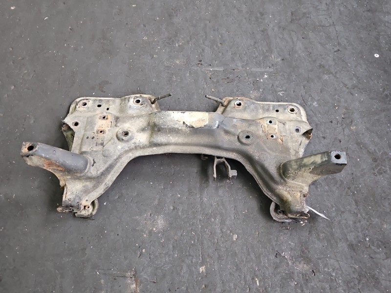 WÓZEK KOŁYSKA TRAWERS Sanki Belka silnika Fiat Grande Punto 1.4 8V wiel