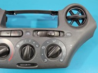 Konsola panel nawiewu Toyota Yaris I 758268-701D, 758270-701D