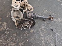 Tylna belka oś tył Toyota Avensis III T27 2.0 16v Tylna belka oś tył Toyota Avensis III T27 2.0 16v