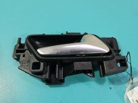 Klamka wewnętrzna przód prawa Opel Corsa F 98201552