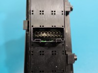 Przełącznik szyb Kia Carens III 06-13 Wytarty panel EU 202005519, 93570-1D000, 93570-1D200